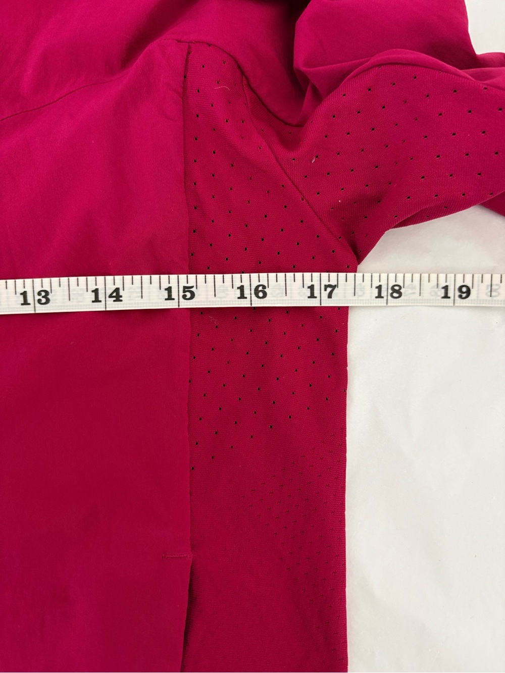 Lululemon SenseKnit Composite Running Jacket Size 6 Pomegranate EUC - Picture 11 of 14